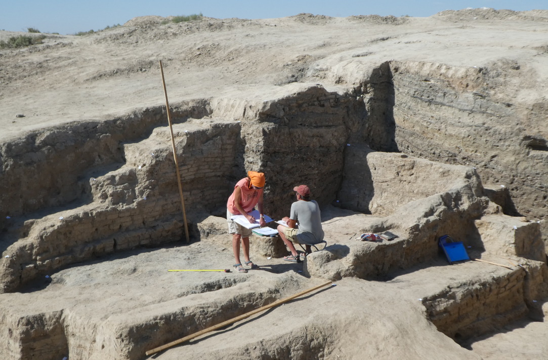 Archaeological expedition in Dzhankent