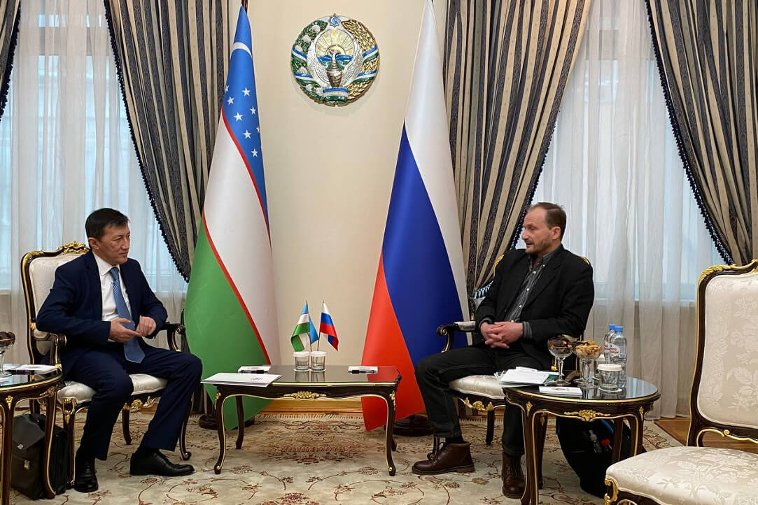 Иллюстрация к новости: ИКВИА провел переговоры с Международным институтом Центральной Азии в Посольстве Узбекистана