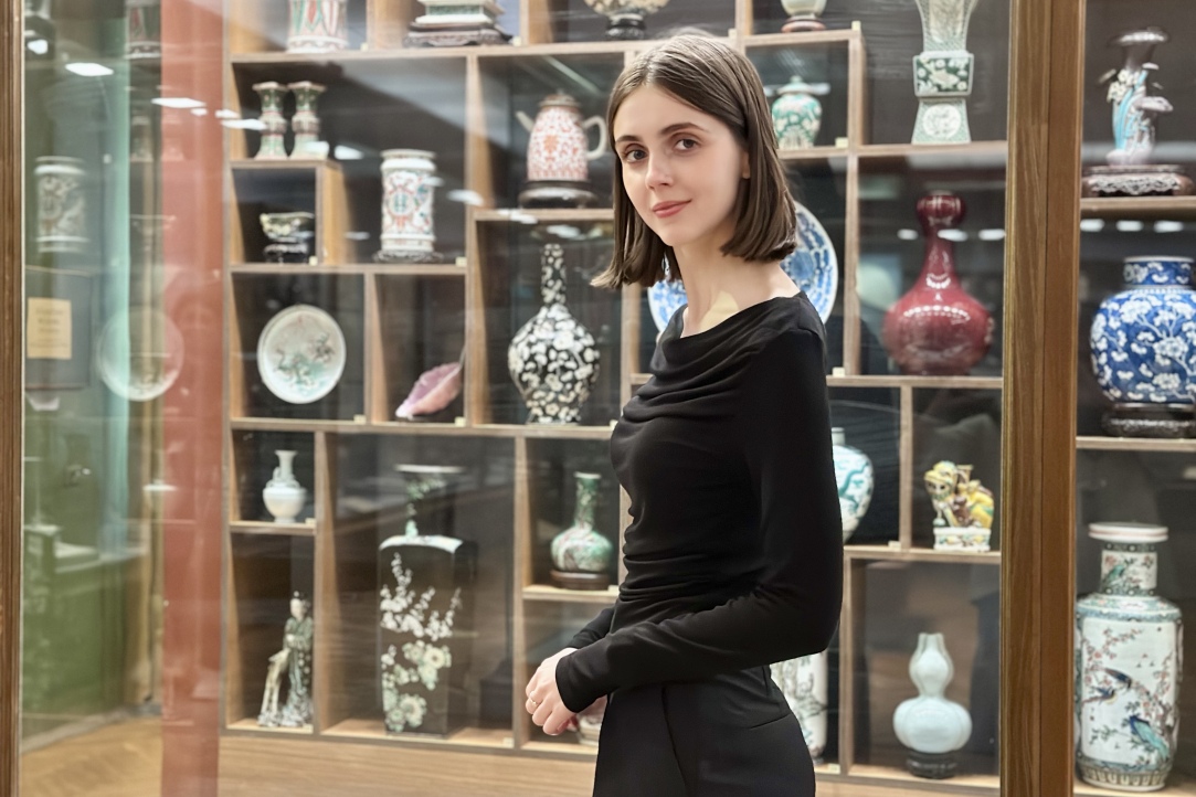 Иллюстрация к новости: Студентка ИКВИА Елизавета Ермолаева приняла участие в волонтёрской программе Государственного музея Востока